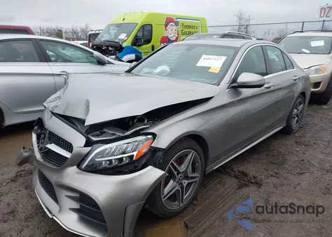 2020 Mercedes-Benz C 300 4Matic из США, поврежденный, VIN 55SWF8EB7LU329266